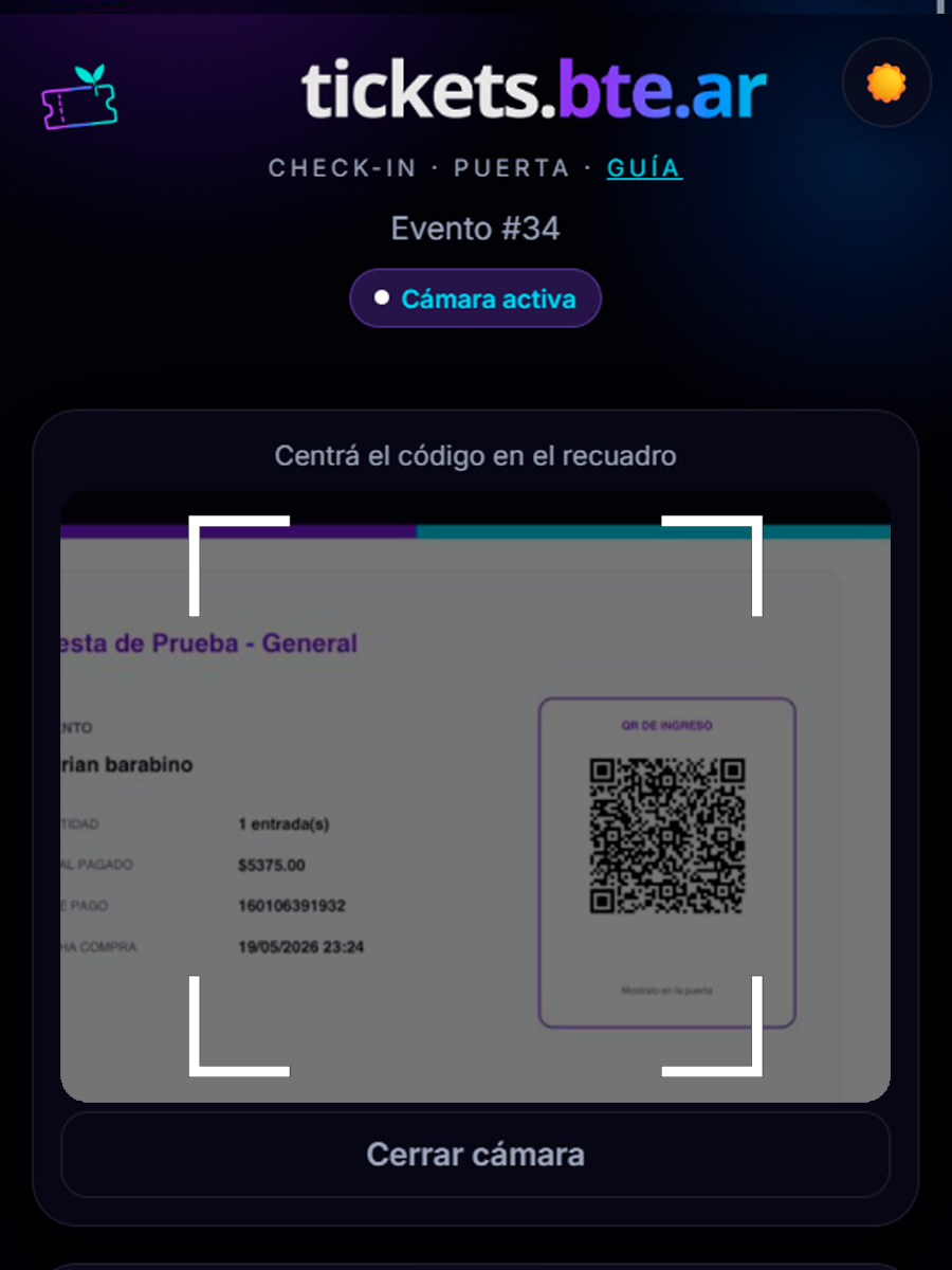 Check-in con cámara en la puerta